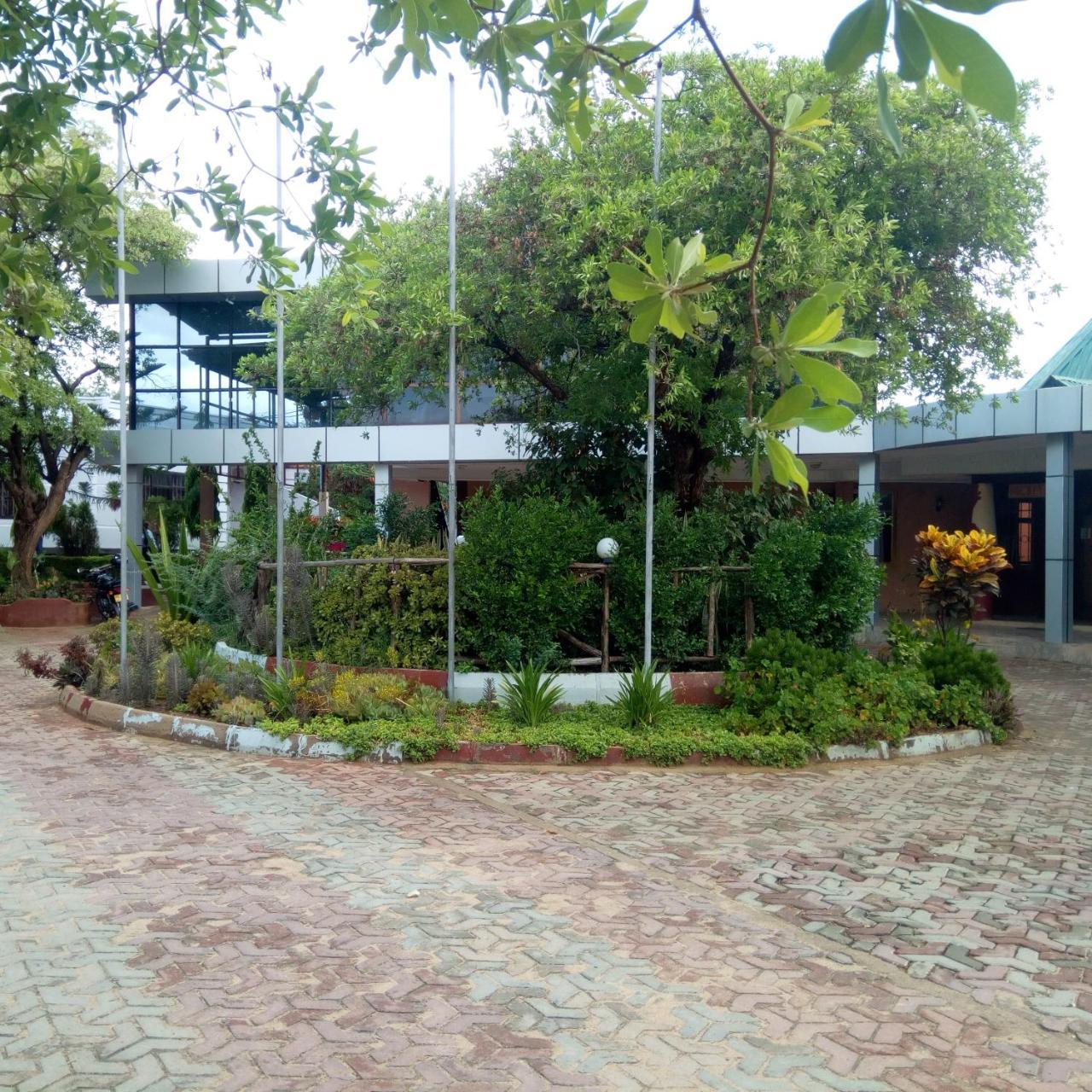 Royal Village Hotel Dodoma Exterior photo